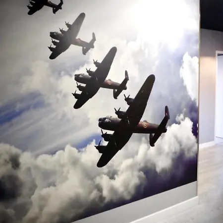 Le Way, Style Seconde Guerre Et Terrasse * Caen